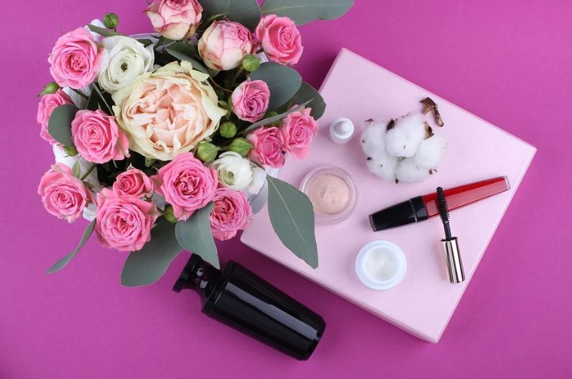 Picture of a cosmetic skincare lotion.