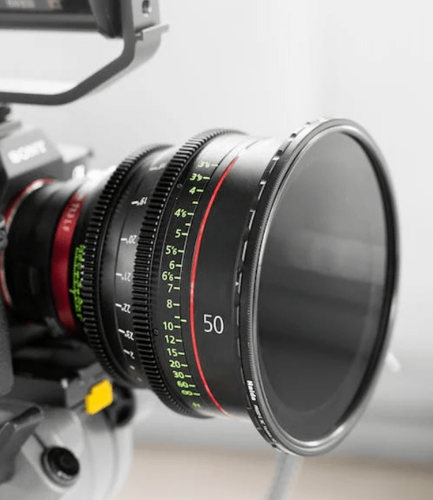 camera lens with filter on