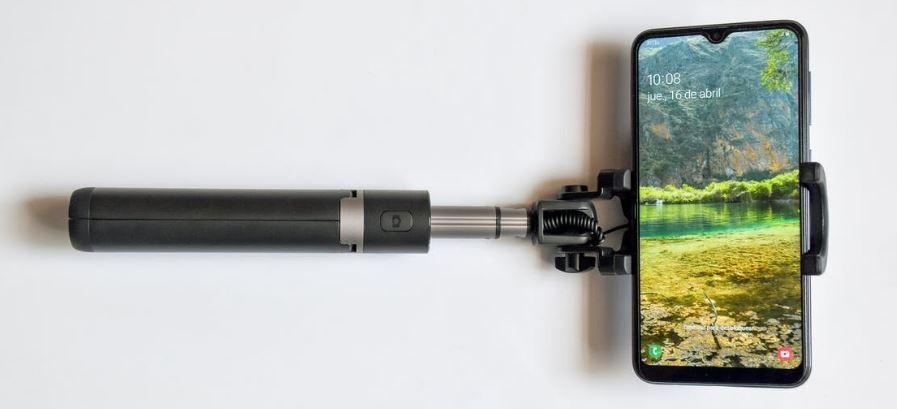 close-up-shot-of-a-smartphone-on-a-selfie-stick